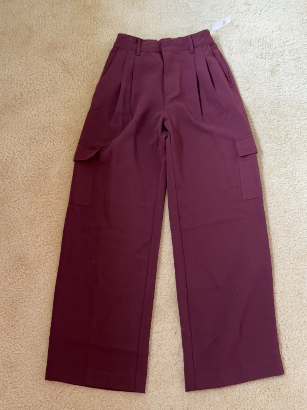 Gap cargo pant burgundy